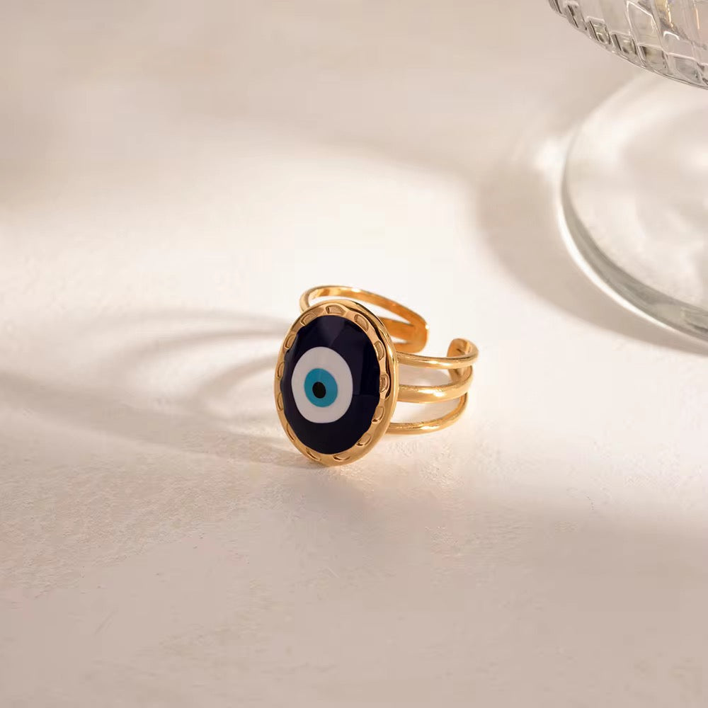 Oval eye Ring