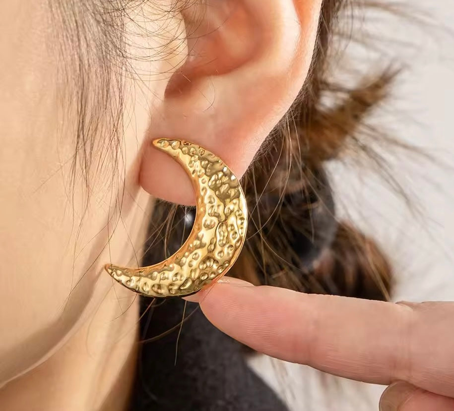 Crescent Earrings