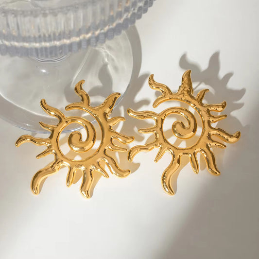 Oversized Sun Studs